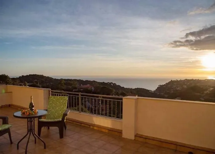 Luxury Vista Del Mar Вилла Льорет-де-Мар