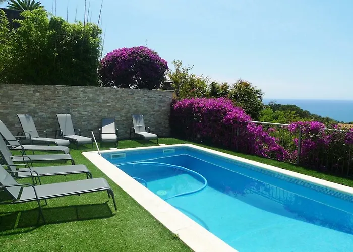 Luxury Vista Del Mar Villa *