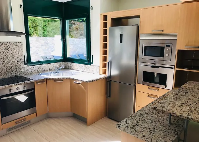 Luxury Vista Del Mar Villa *