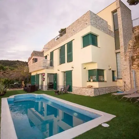 Вилла Luxury Vista Del Mar Льорет-де-Мар